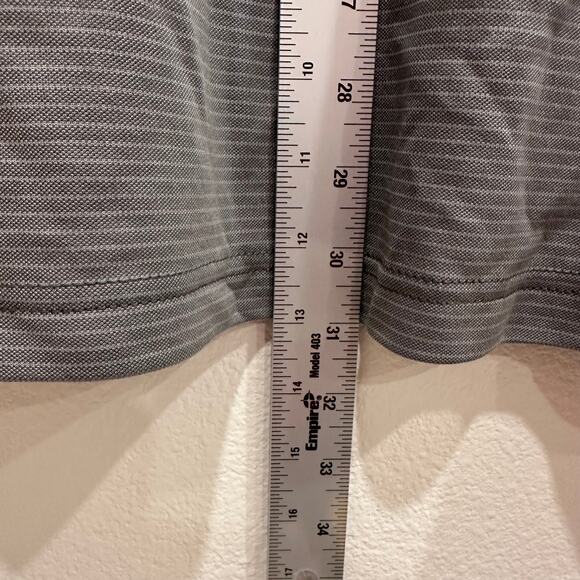 Travis Mathew Men's XL Gray Striped Golf Polo Shirt Casual Outdoor Preppy EUC - Picture 4 of 6